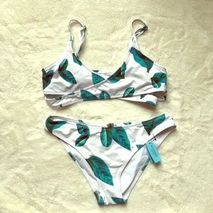 🔴 Cheeky Gal Cupsay Swim